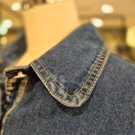 오버핏 숏 데님 셔츠