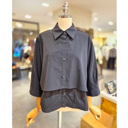 이중 덧단 케이프 셔츠