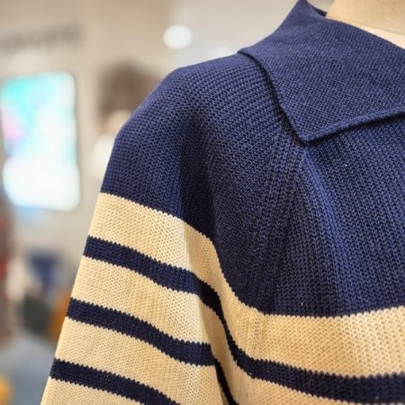 스트라이프 집업 카라 니트