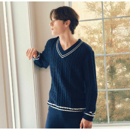 브이넥 꽤배기 스웨터 남성 상의 VEV3976M